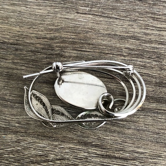 Vtg Abalone Filigree Leaf Detailed Brooch - Picture 6 of 12